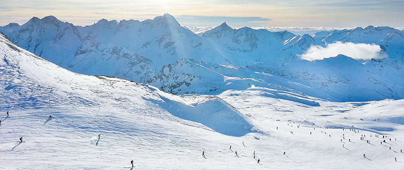 Steep peaks and deep snow attract skiers to the Alps in France, just over two hours from Lyon and less than one hour from the Grenoble or Chambéry.